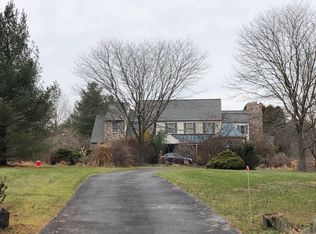 1356 Sweetbriar Rd, Perkasie, PA 18944