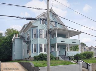 33 Robinson St, Woonsocket, RI 02895