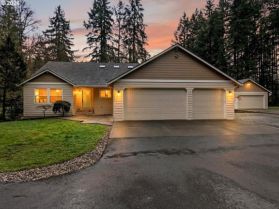 2nd image of 14811 NE 249th St