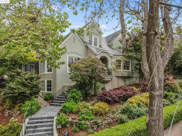 2 Monte Ave, Piedmont, CA 94611