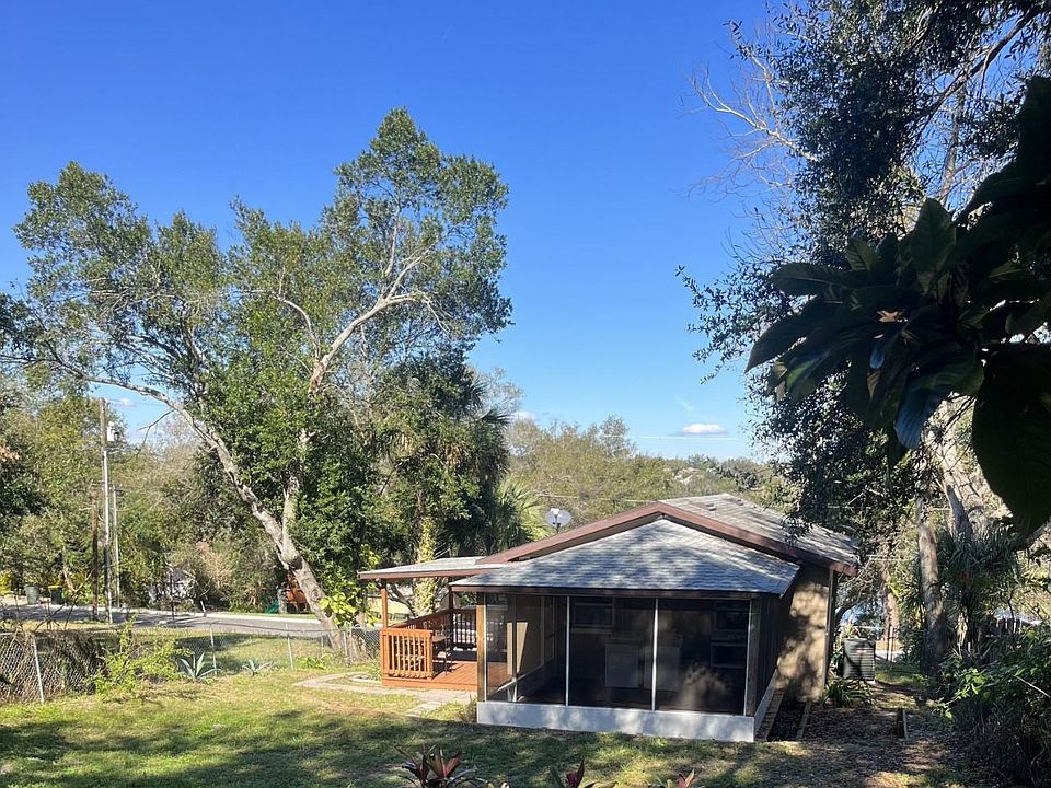 1st image of 561 Minneola Ave
