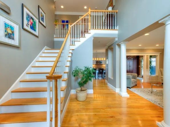 3 Bancroft Tower Rd, Worcester, MA 01609