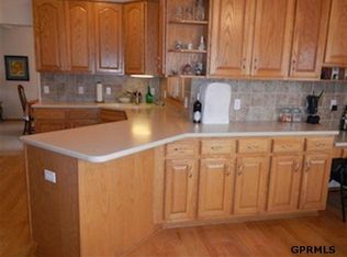 9701 S 173rd St, Omaha, NE 68136