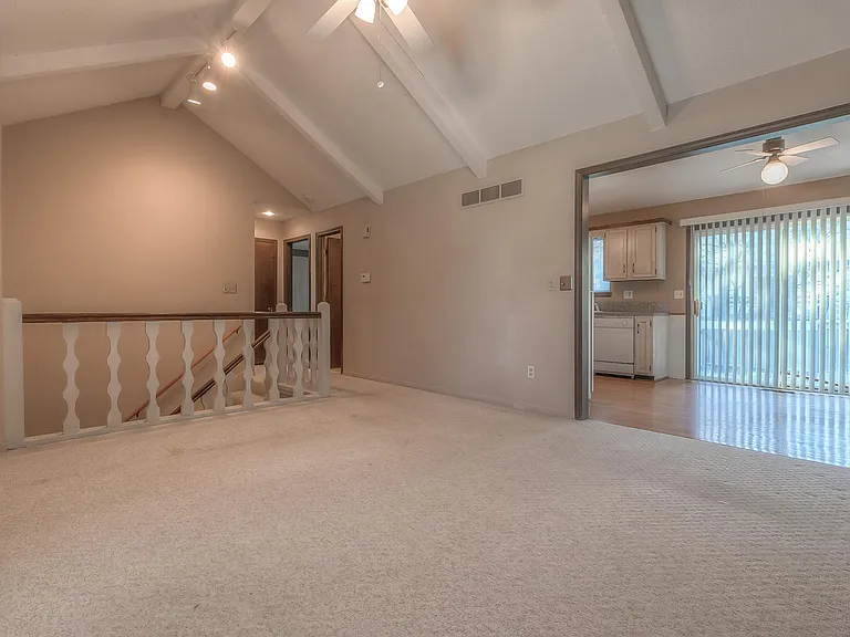 Living Rm
