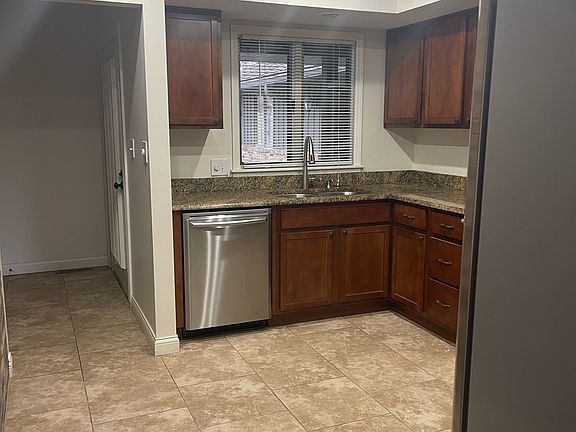 3rd image of 2699 Glen Arbor Ter
