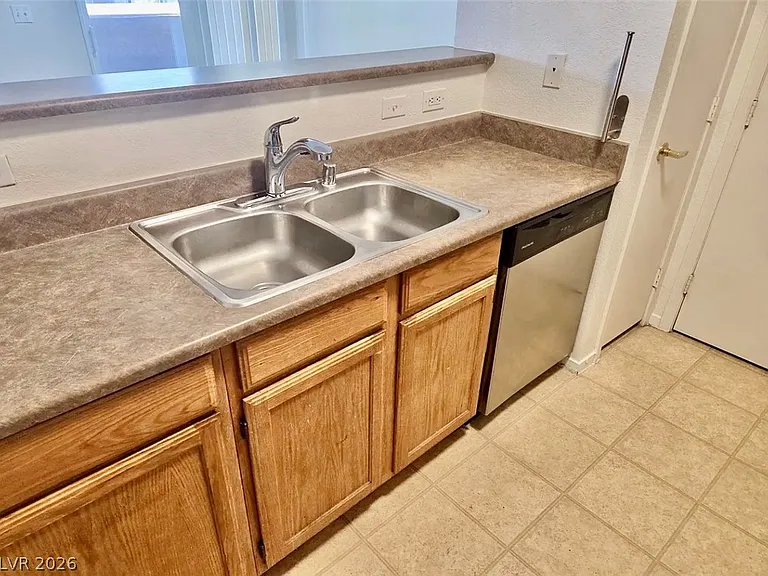 6650 W Warm Springs Rd #2075 — Photo 9