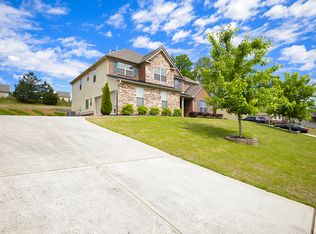 1640 Richmond Meadow Ct, Loganville, GA 30052