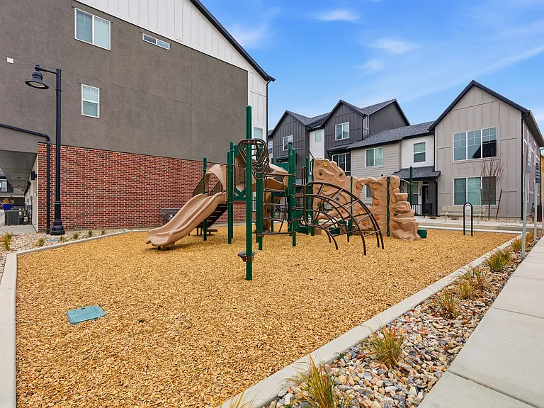 1125 N Clifton Dr — Photo 28