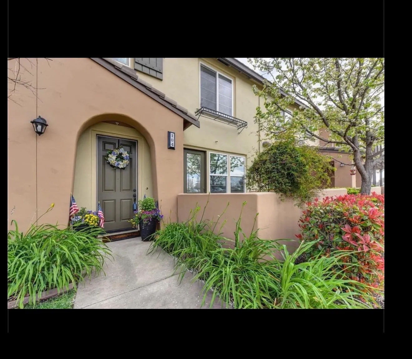3 bed, 2.5 bath, 1500 sqft, $3,000 — Photo 2