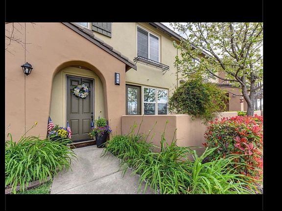 2nd image of 425 Regatta Ln #0