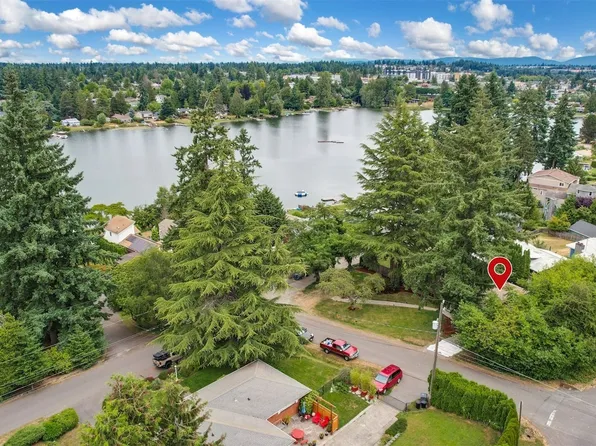 15604 18th Avenue SW, Burien, WA 98166