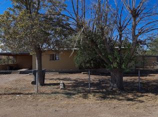 208 Camino Seis SW, Albuquerque, NM 87105
