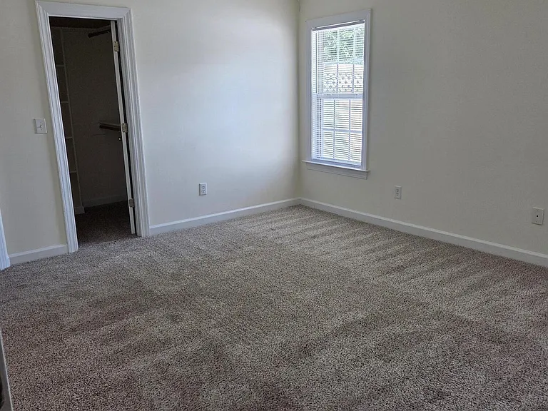 2904 Rockport Dr — Photo 7