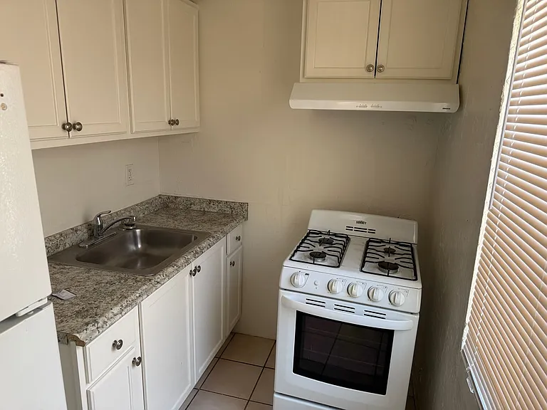 1431 E Benson Hwy — Photo 6