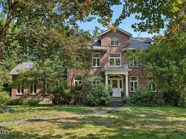 19 Sunnyside Road, Scotia, NY 12302