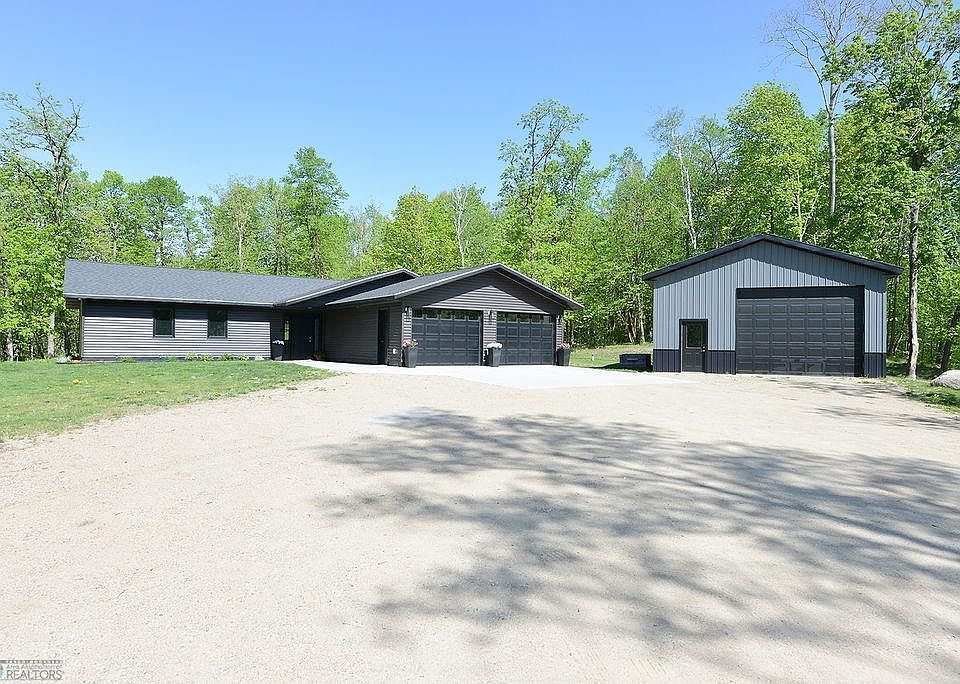 1st image of 14840 Eaglewood Dr