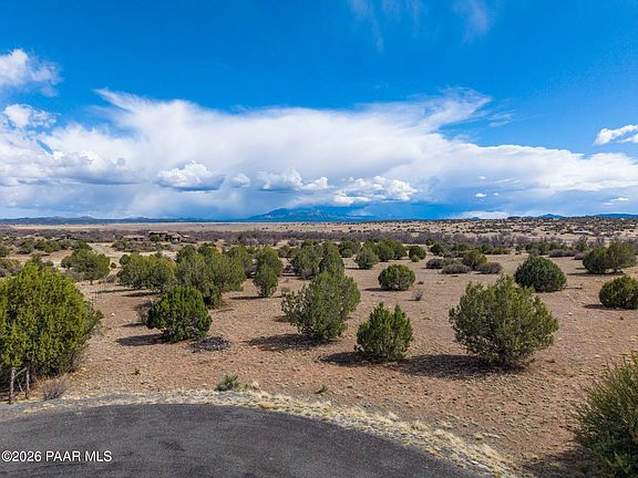 4th image of 30 W Jasper Ridge Rd