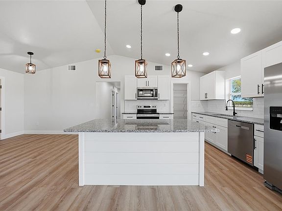 3rd image of 6894 SW MIAMI AVENUE