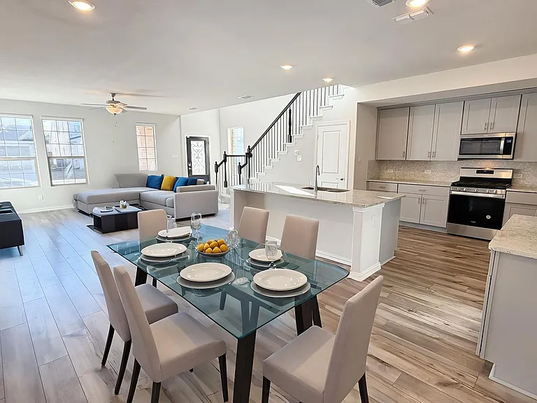 2653 Acadia Dr — Photo 7