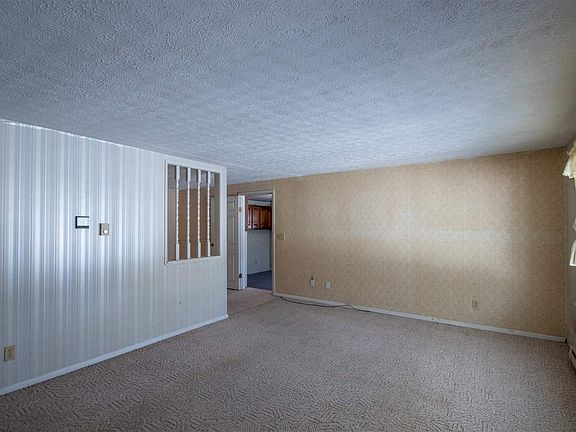 4th image of 3051 N County Road 225 W