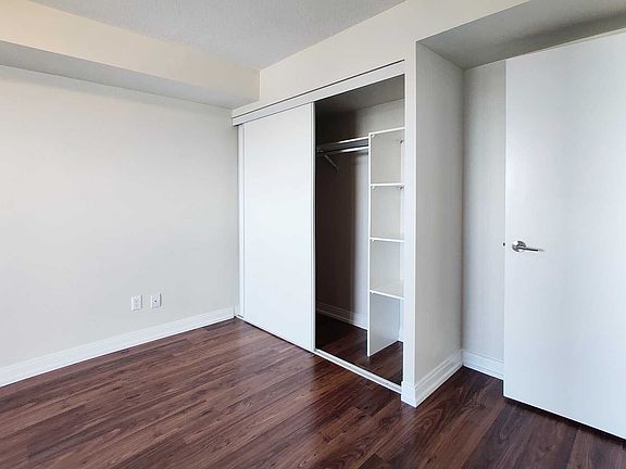 3rd image of 181 Village Green Sq #2412