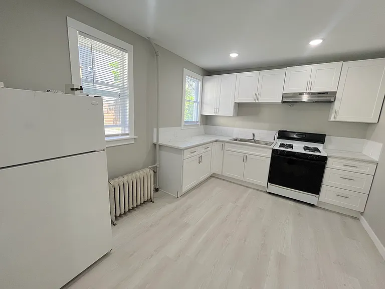 4110 Whitman Ave N #2 — Photo 9