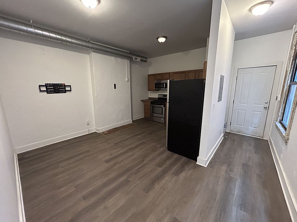 1st image of 1820 Logan St #3