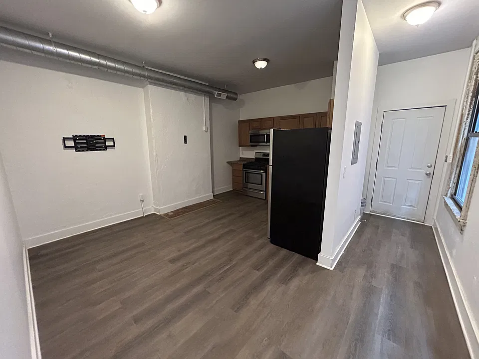 1820 Logan St #3