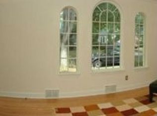 10007 Rogart Rd, Silver Spring, MD 20901