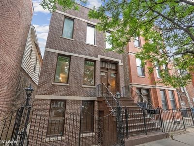 1147 W Taylor St, Chicago, IL, 60607