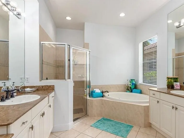 850 SW Palm Cove Dr — Photo 8