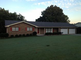305 Skyline Dr, Russellville, AL 35653