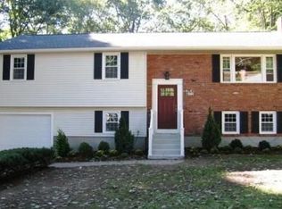 98 Robert Rd, Holliston, MA 01746