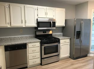 903 Riverview Dr SE, Marietta, GA 30067