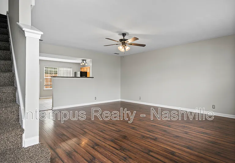 415 Shoshone Pl — Photo 3