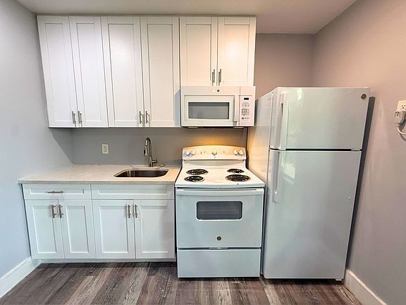 3rd image of 2724 NW 6th Ct #3