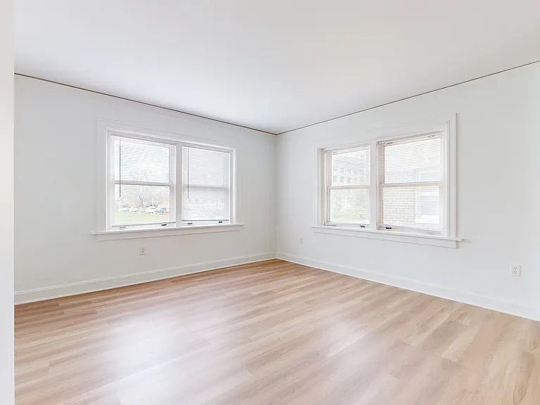 Dining/Living room