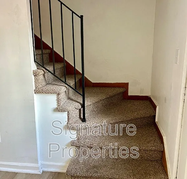 1055 Rives Rd #12 — Photo 8