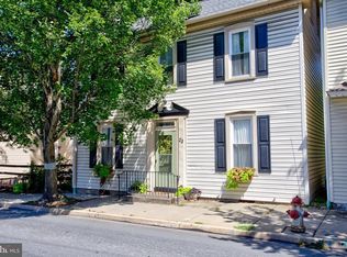 23 W Orange St, Lititz, PA 17543