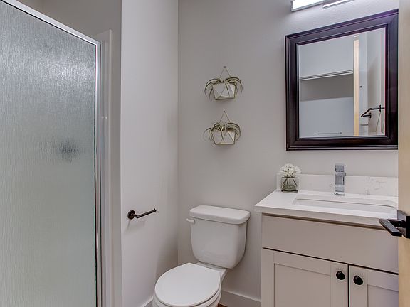 5th image of 1278 SE Marion St #253