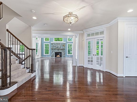 5th image of 1751 Tysons Crest Ln