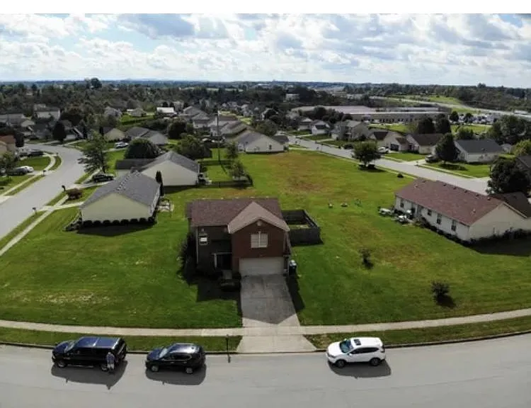 428 Greathouse Dr — Photo 30