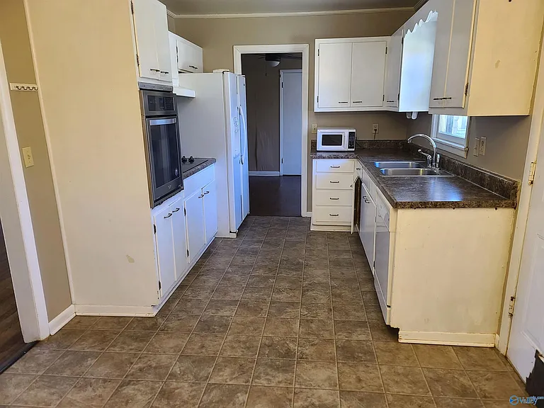 3606 Crestmore Ave NW — Photo 13