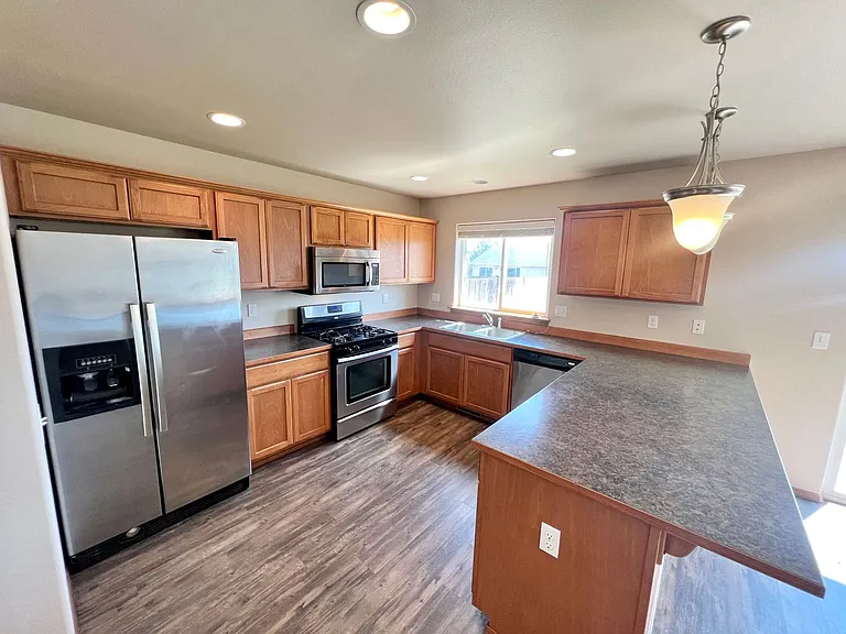 210 W Hailey Ct — Photo 7