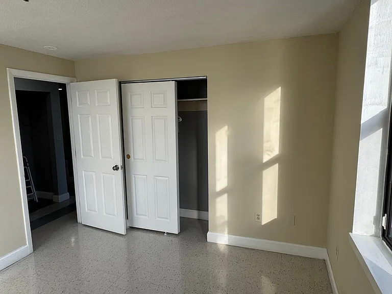 46 Amesbury St #3A — Photo 13