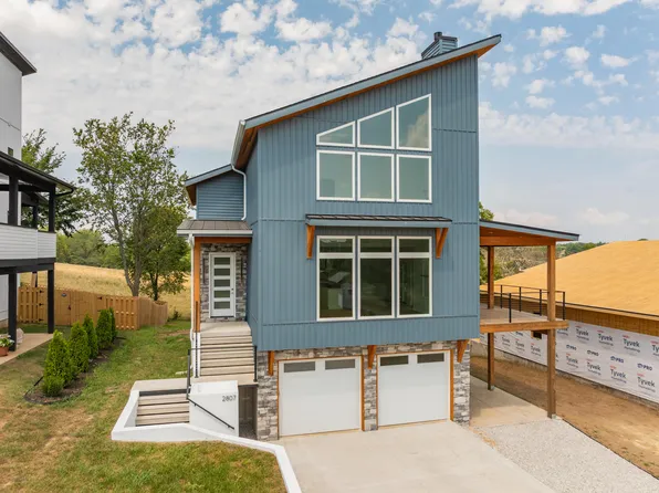 2807 S 14th Avenue, Ozark, MO 65721