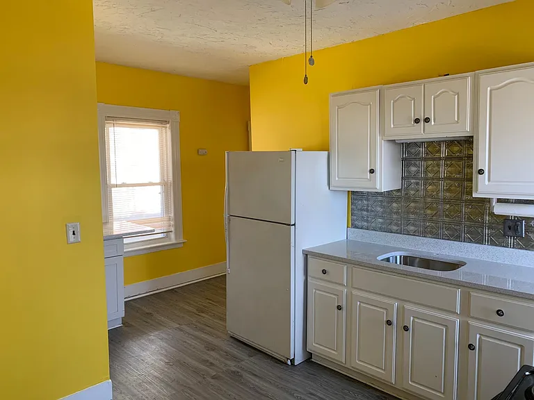 108 Lawrence St #1 — Photo 4