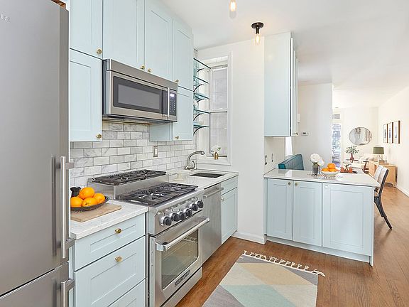 2nd image of 513 12th St #1-L