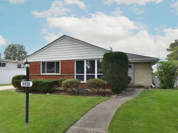 2244 Mayfair Ave, Westchester, IL 60154