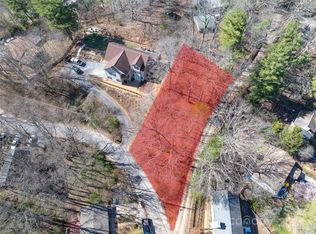99999 Pearson Dr #30, Asheville, NC 28801